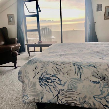 Ollava Guesthouse Simon's Town Ngoại thất bức ảnh