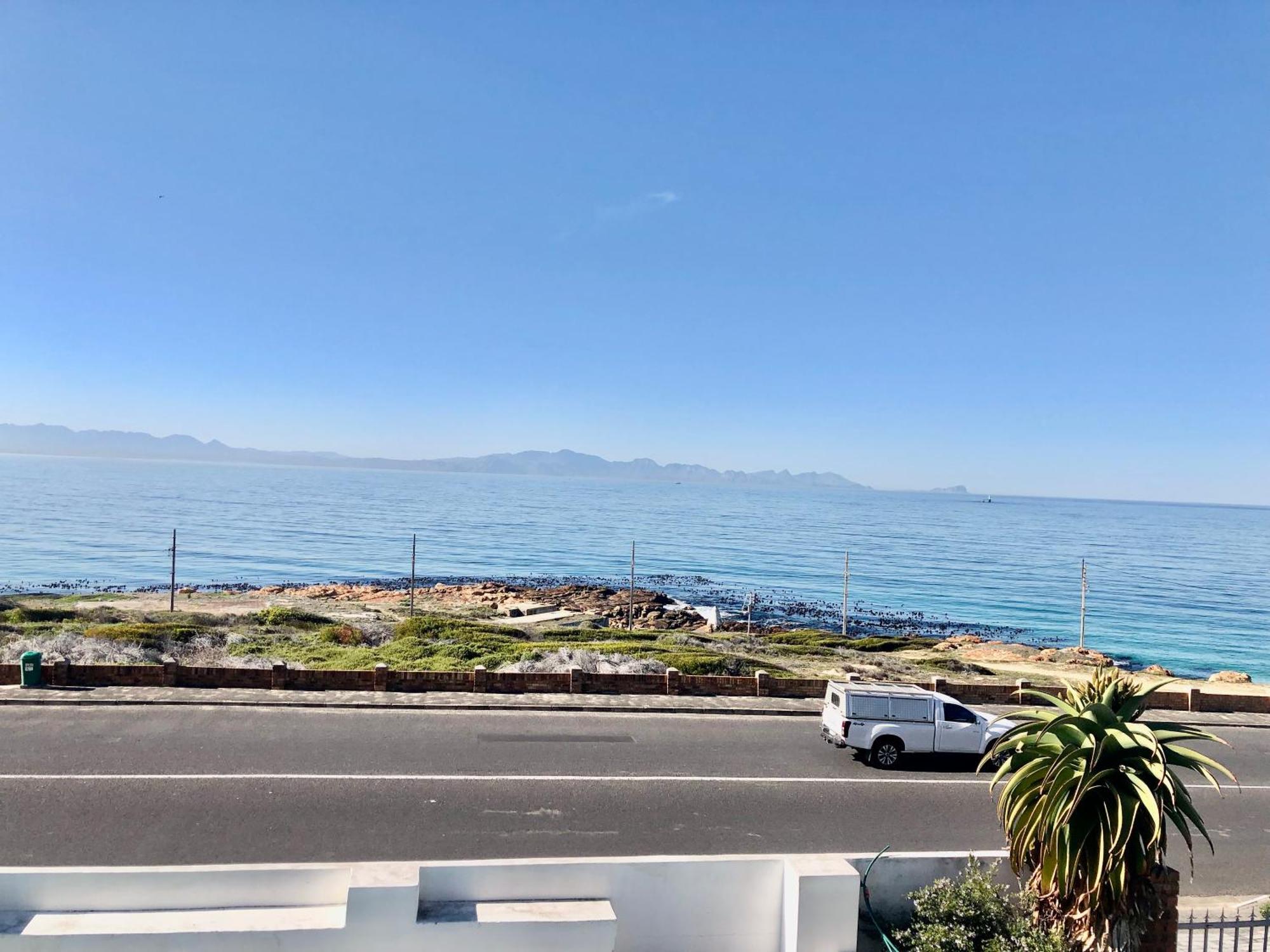 Ollava Guesthouse Simon's Town Ngoại thất bức ảnh