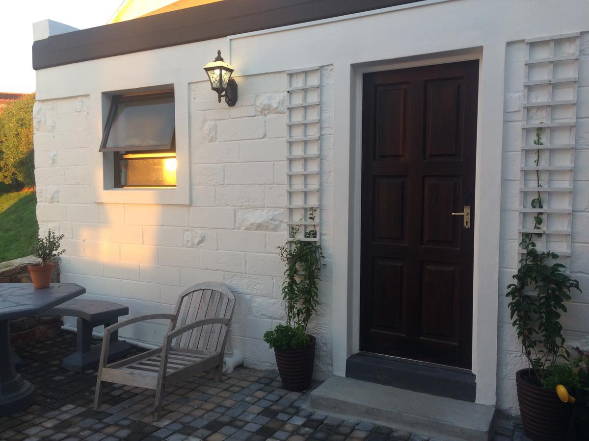 Ollava Guesthouse Simon's Town Ngoại thất bức ảnh